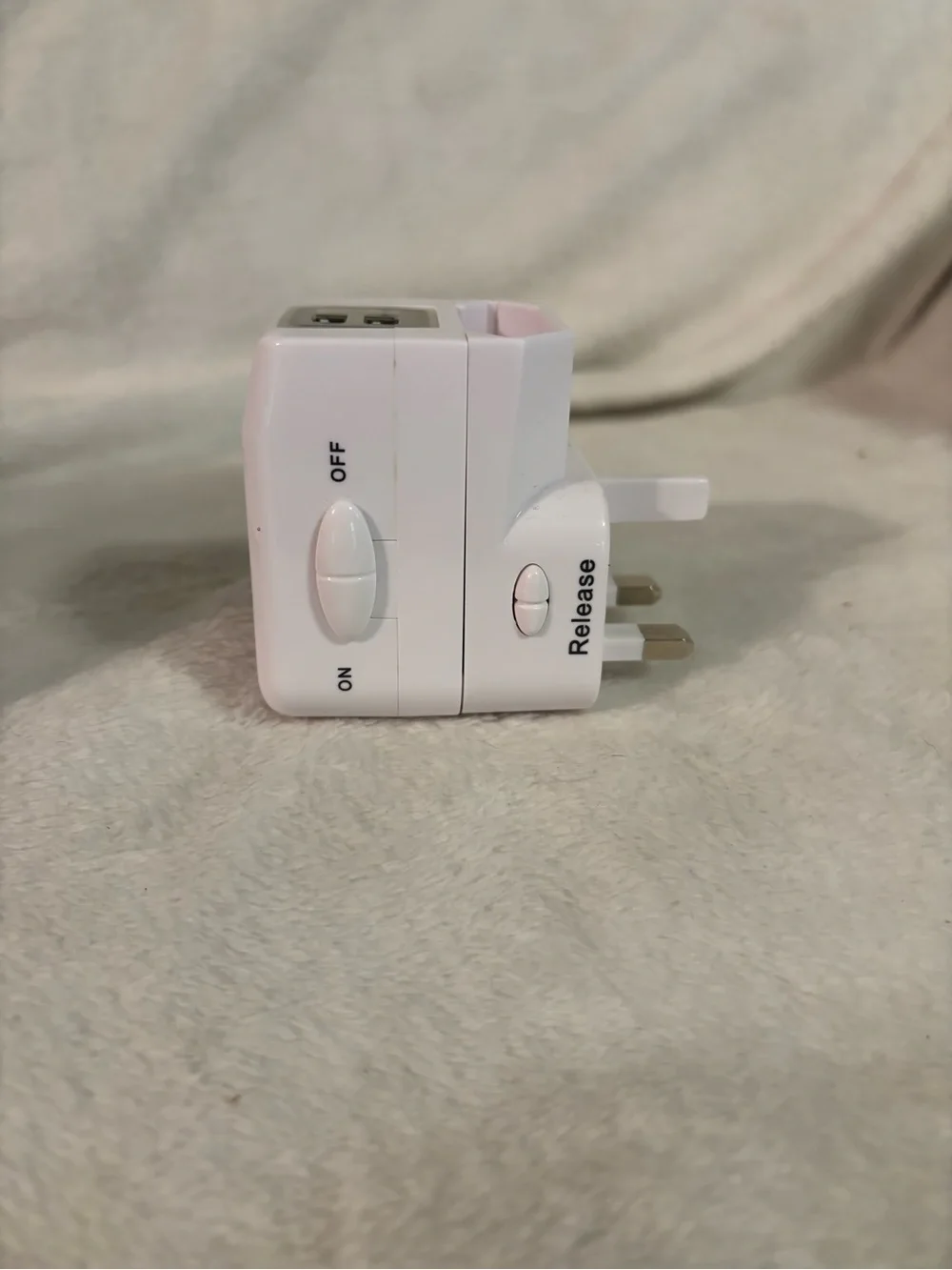 Brookstone universal travel